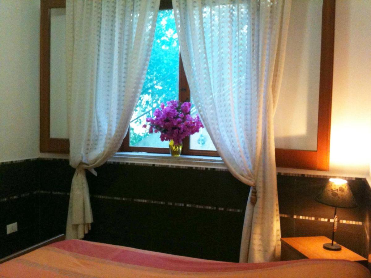 Stanza In Villa Con Giardino Vista Mare Cefalù Buitenkant foto
