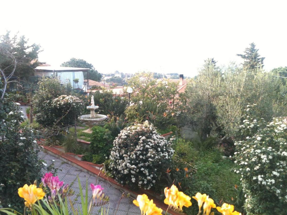 Stanza In Villa Con Giardino Vista Mare Cefalù Buitenkant foto