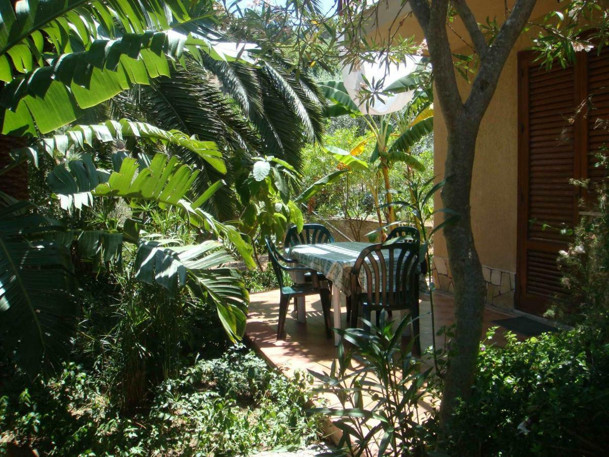 Stanza In Villa Con Giardino Vista Mare Cefalù Buitenkant foto